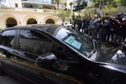 Chegada da comitiva presidencial no Palácio Tangará