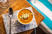 O menu de inverno do Sallva Bar & Ristorante possui creme de abóbora com gengibre e gorgonzola, nhoque de batata ao molho roti e brownie de chocolate