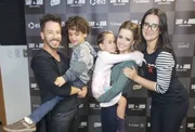 Fãs emocionados ao conhecer a dupla