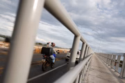 A ponte faz a ligação entre a QI 10 do Lago Sul e a via L4 Sul 