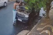 A Polícia Civil suspeita que cantor sertanejo retirou celular da vítima e revólver de dentro do capô