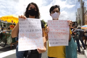Candidatos chegam para a prova do Enem 2020, na Unip Marquês de São Vicente, na Barra Funda, zona oeste de São Paulo, em 17 de janeiro