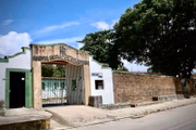 A situação do Hospital Escola Portugal Ramalho, que é único hospital psiquiátrico da rede pública de Alagoas,a Sesau informou que a realocação está sendo discutida