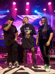 Kauan, Luísa Sonza e Yasmin Santos dividiram o palco durante a festa 