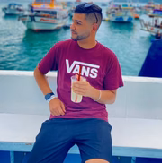 Ele era dono de uma distribuidora de bebidas 