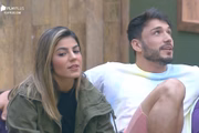 Ela tentou resistir às investidas de Lucas Viana dentro do reality