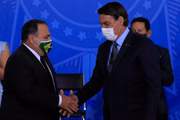 Eduardo Pazuello e Jair Bolsonaro