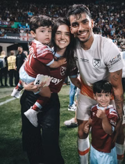 Lucas Paquetá, Duda Fournier e os filhos Benício e Filippo