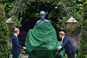 Os irmãos ficaram cara a cara em julho no evento de lançamento da estátua da mãe, a princesa Diana