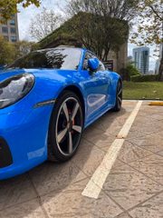 Sally é o segundo Porsche que Anaclaudia compra