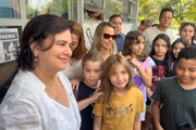 O Ministério da Saúde informou, nesta sexta-feira (9/2), que espera fazer a cobertura total da vacina contra a dengue, nos 521 municípios, do grupo prioritário (crianças de 10 a 11 anos), até fim de março