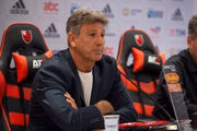 Renato Gaúcho durante a apresentação no Flamengo