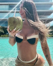 Ela conta com mais de 20 mil seguidores nas redes sociais