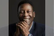 De origem simples, Pelé e a família se mudaram para Bauru, em São Paulo, quando o ex-jogador ainda era criança. Nesse período, o atleta ajudava a família trabalhando em lojas da região