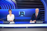 Celso Freitas e Christina Lemos apresentam o Jornal da Record