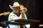 Perfil da dupla no Instagram publicou último show de Aleksandro, morto em acidente
