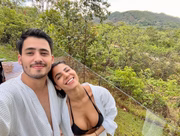 Namoro de Hariany com Matheus Vargas, filho de Leonardo, é blindado pela família
