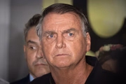 Ex-presidente deve passar a semana em Brasília