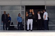 O lutador de MMA Borrachinha estava com o presidente. Bolsonaro está em quarentena por exposição ao coronavírus