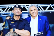 Tenente-coronel da PM de Goiás Edson Melo e governador Ronaldo Caiado