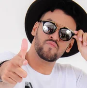 MC Créu e Lilian Simões