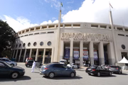 Vacinação no estádio do Pacaembu