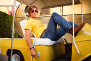 Brad Pitt no filme Era Uma Vez em Hollywood
