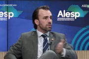 Após a denúncia de violência doméstica, a Alesp recebeu pedidos de cassação do mandato de Lucas Bove (PL)