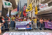 Manifestantes protestam contra PPP Novas Escolas, projeto que concede à iniciativa privada a construção de escolas estaduais em São Paulo