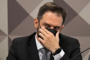Emanuel Catori é empresário