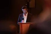 Celso Júnior discursa para os convidados