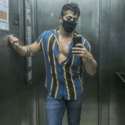 Tiago é cantor
