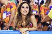 "Parem com essa energia recalcada. Me deixem transar em paz", disparou Tata