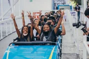 A cantora festejou com os fãs