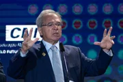 Paulo Guedes em evento da CNI: industrialização paralisada nos últimos 10 anos