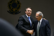 A coletiva do presidente e do ministro aconteceu no Ministério da Economia