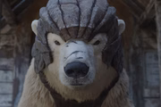 <b>His Dark Materials</b>: Lyra é uma menina órfã que foge da universidade para procurar um amigo desaparecido. Em sua jornada, ela recebe ajuda de diversos personagens inusitados como ursos de armaduras e pilotos de balão enquanto desvenda um estranho complô para sequestrar crianças. Seu caminho vem a se cruzar com Will, um menino que descobre uma forma de viajar entre mundos. Estreia 4 de novembro na HBO e no HBO GO 