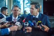 Ministro da Fazenda, Fernando Haddad, e governador de SP, Tarcísio de Freitas