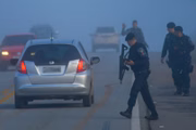 Testemunha afirma que viu o suspeito atravessando a pista