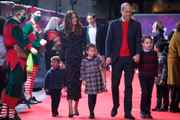Os duques de Cambridge com os filhos, Louis, Charlotte e George