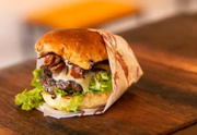 No Ricco Burguer, o pão vem da padaria La Boulangerie