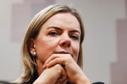 Presidente do PT, Gleisi Hoffmann acusou Tarcísio de oportunismo político com o PAC