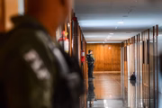Foram cumpridos 10 mandados de busca e apreensão, expedidos pelo STF, no RJ (8) e no DF (2)
