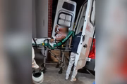 Mulher levou 10 pontos no pescoço após ser atingida por linha com cerol