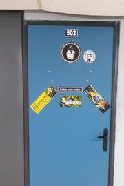 Gabinete de Flávio Bolsonaro, já sem placa de identificação