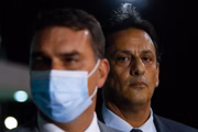 Senador Flávio Bolsonaro e Frederick Wassef