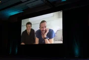  Chris Martin e Phil Harvey do Coldplay, vão ajudar na escolha dos artistas