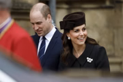 Já William e Kate se casaram na Abadia de Westminster, no centro de Londres 
