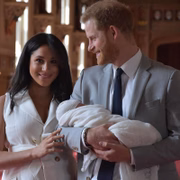 Archie, filho do casal, é o sétimo na linha de sucessão à coroa britânica