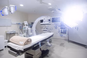 Até aparelhos de endoscopia faziam parte do esquema